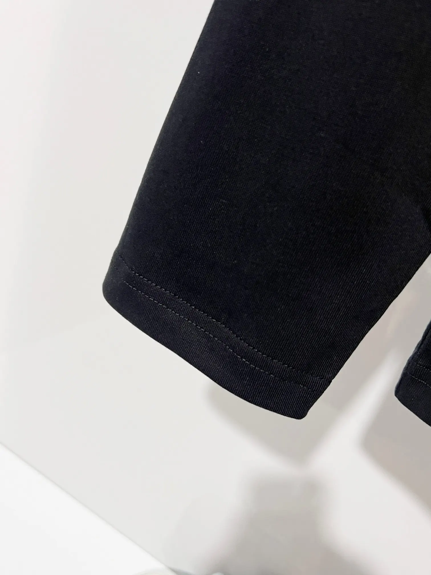 Cross Patch Long-Sleeve Cotton T-Shirt D18024180 — view 9