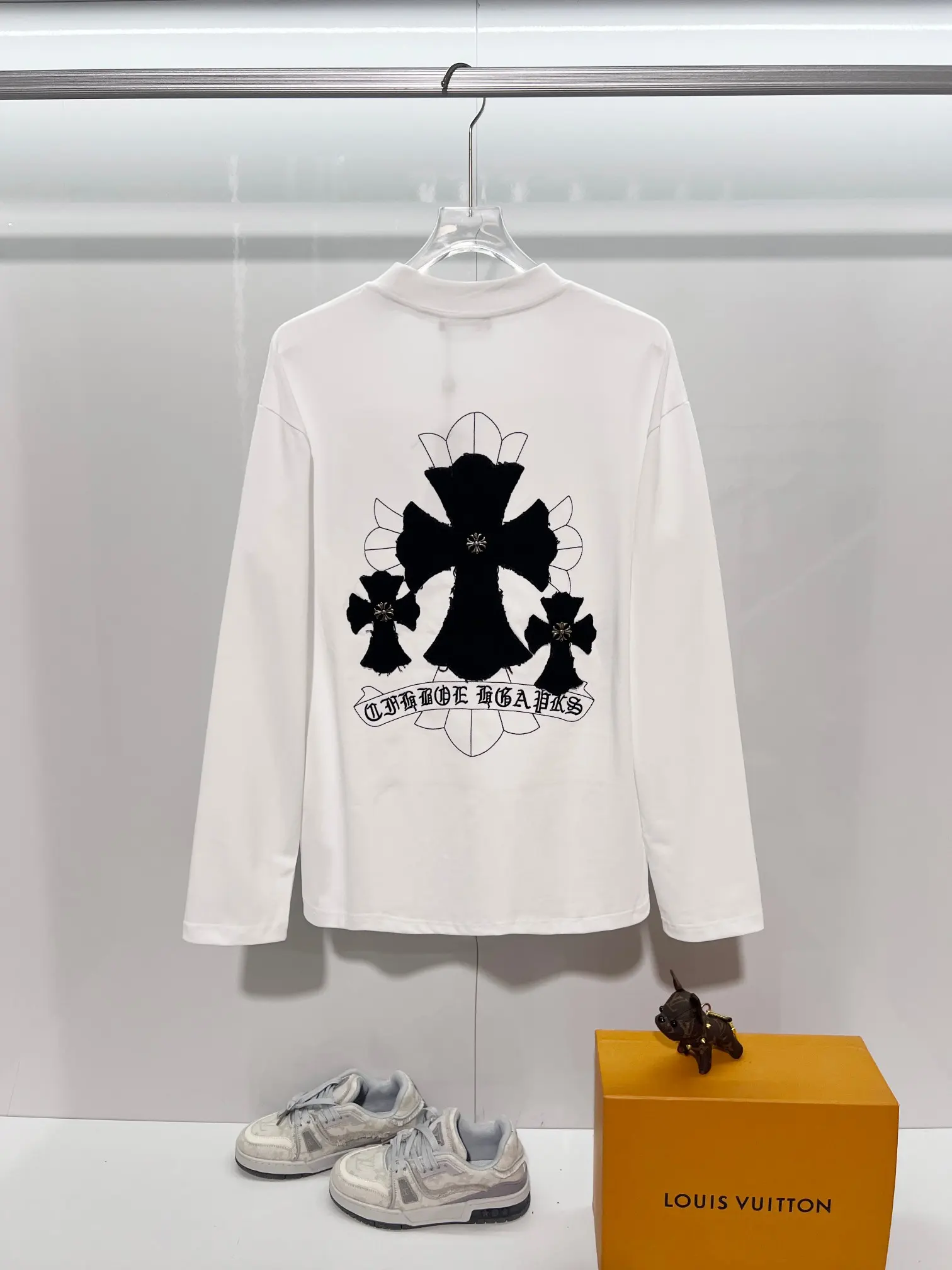 Cross Patch Long-Sleeve Cotton T-Shirt D18024183 — view 2