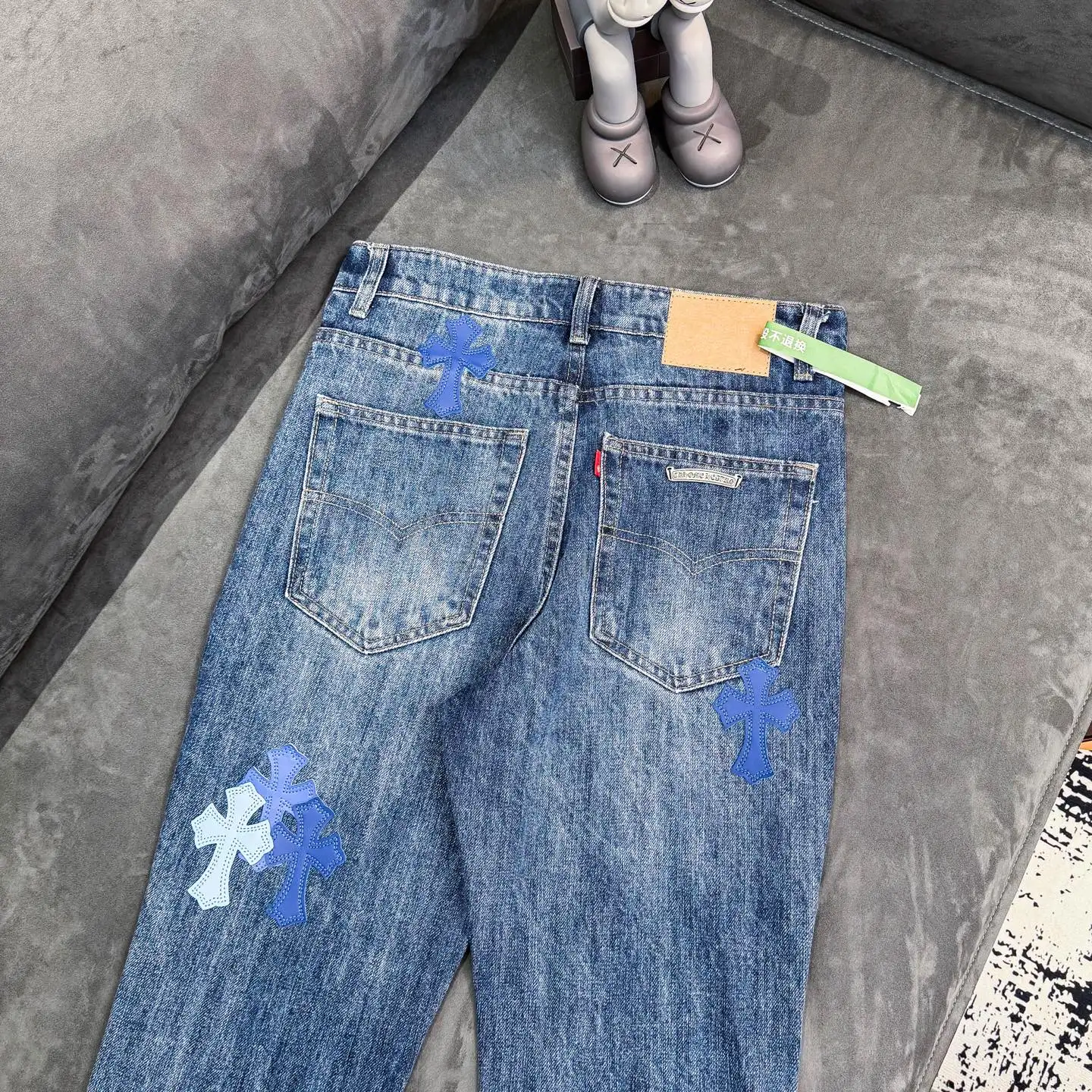 Cross Patch Flare-Leg Jeans D18023091 — view 14