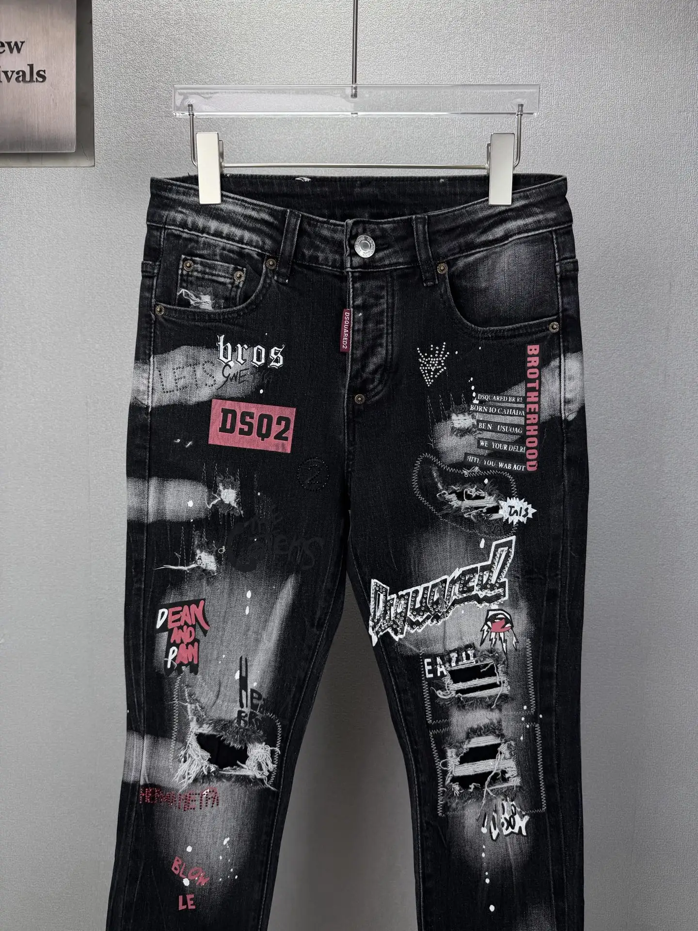 Distressed Paint-Splatter Slim-Fit Jeans D18023162 — view 5