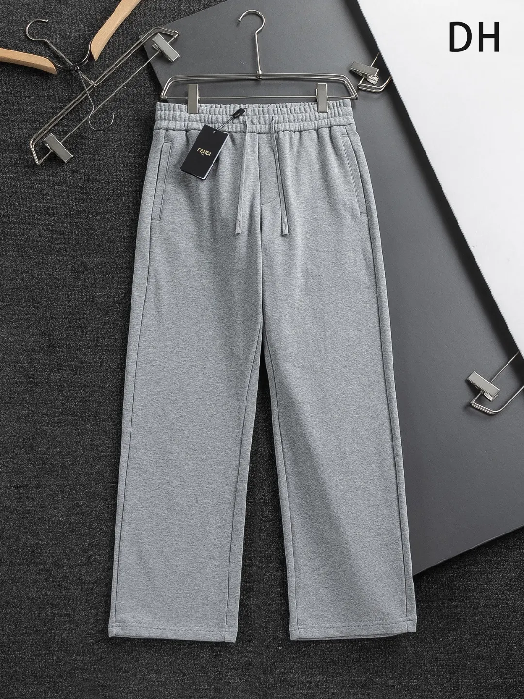 Logo-Embroidered Straight-Leg Trousers D18024117