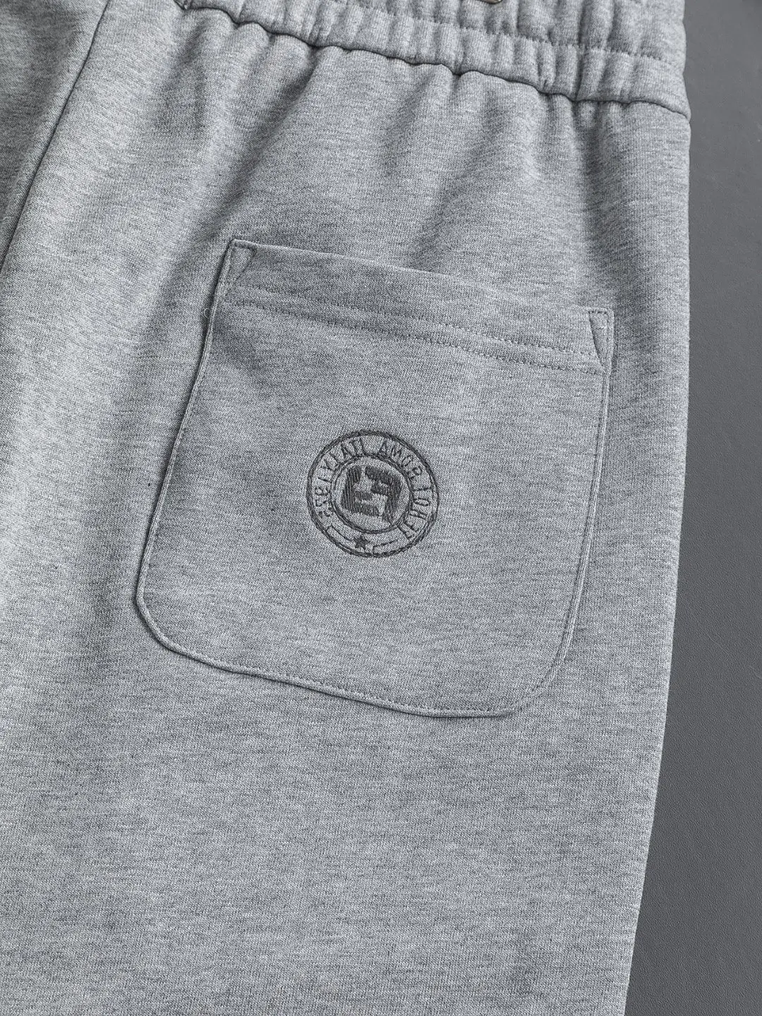 Logo-Embroidered Straight-Leg Trousers D18024117 — view 7