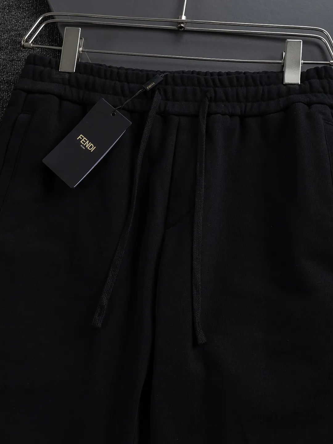 Logo-Embroidered Straight-Leg Trousers D18024116 — view 6