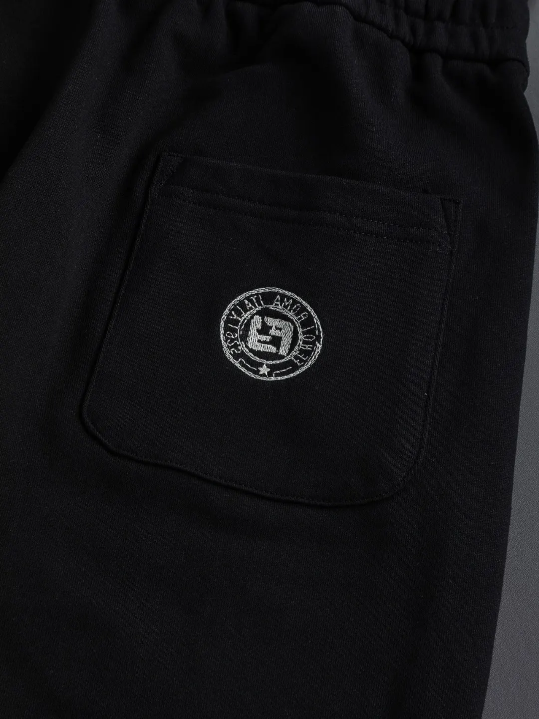 Logo-Embroidered Straight-Leg Trousers D18024116 — view 7