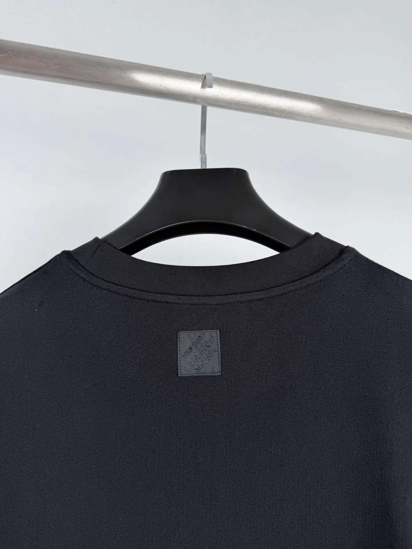 Embellished Logo Cotton T-Shirt D18021330 — view 12