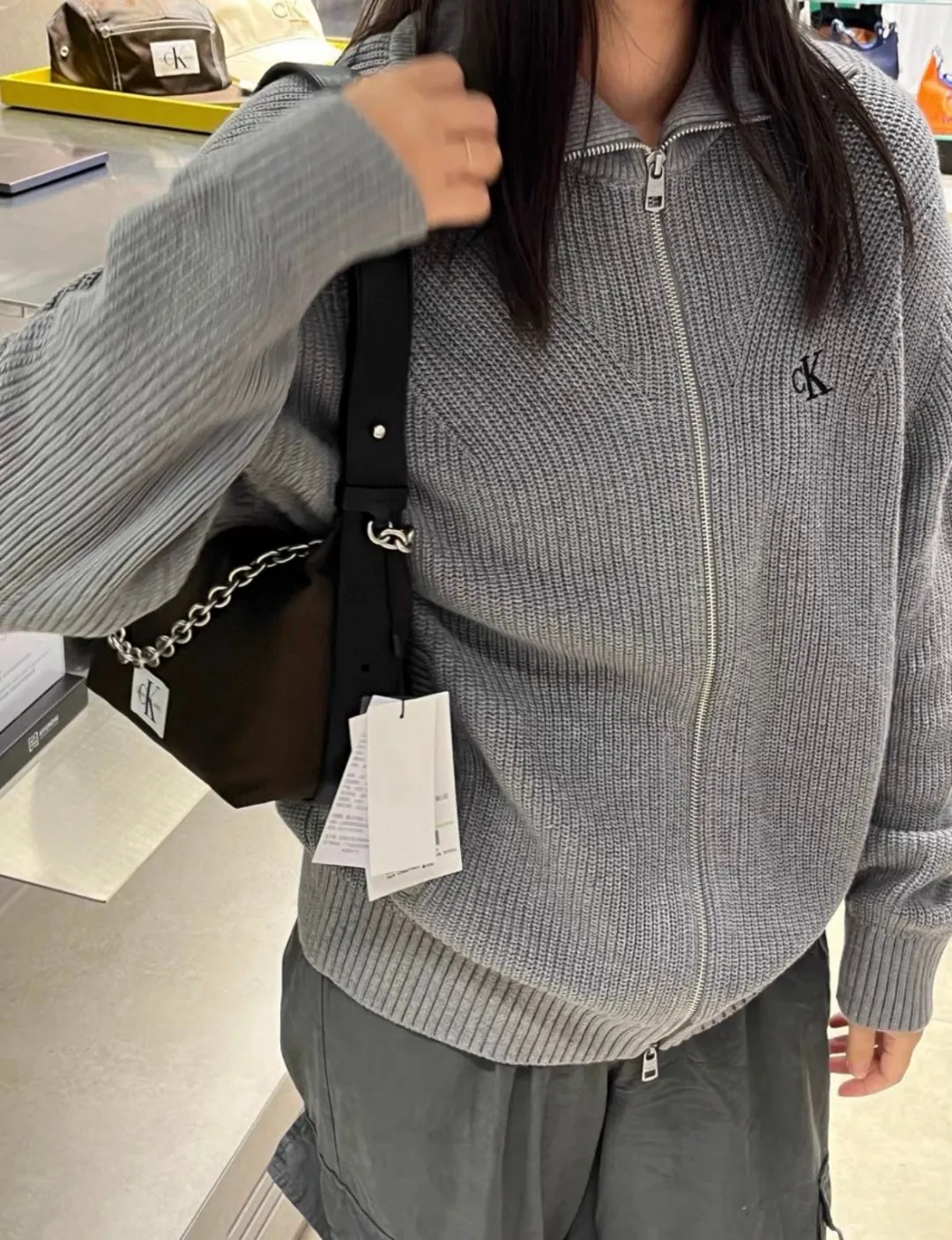 Logo-Embroidered Zip-Up Knit Cardigan D18023085 — view 9