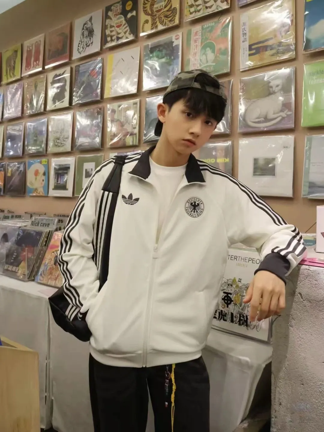 Adidas Originals Germany Retro Track Jacket D18023038 — view 8