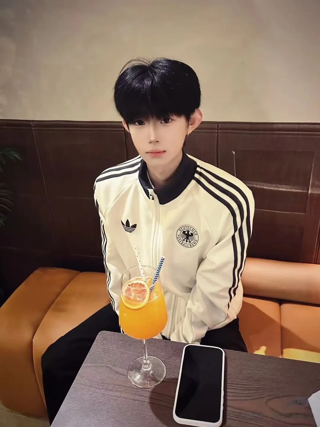 Adidas Originals Germany Retro Track Jacket D18023038 — view 11