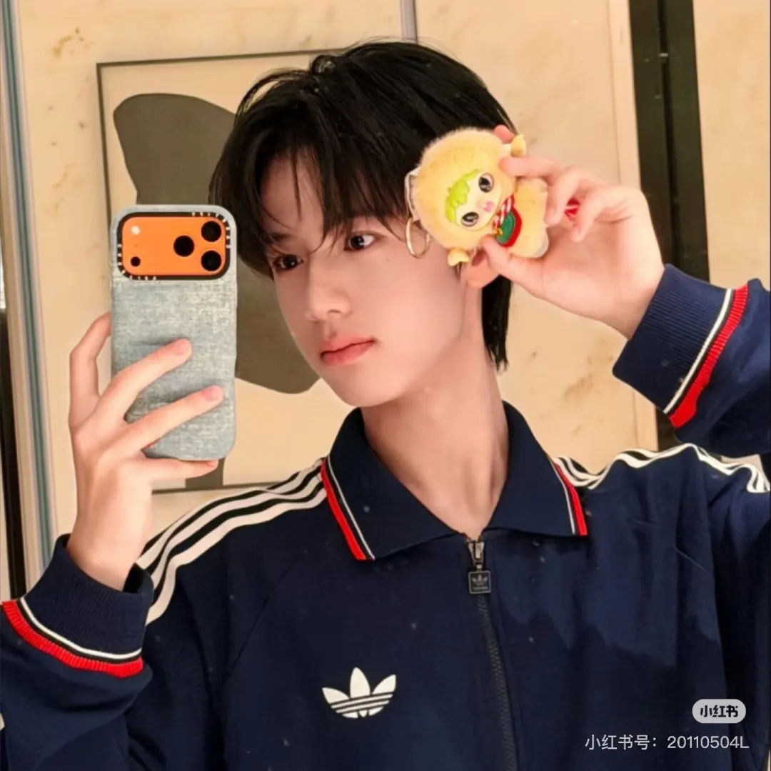 Adidas Originals Coach Track Jacket D18023067 — view 2