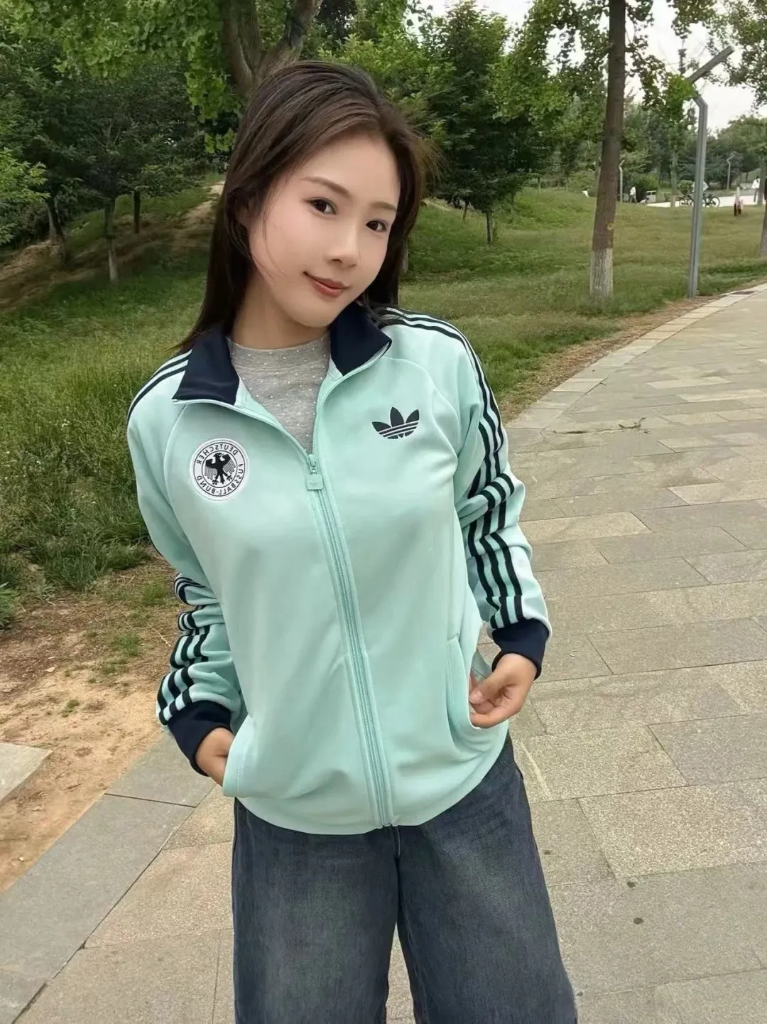 Adidas Originals Germany Retro Track Jacket D18023037 — view 8