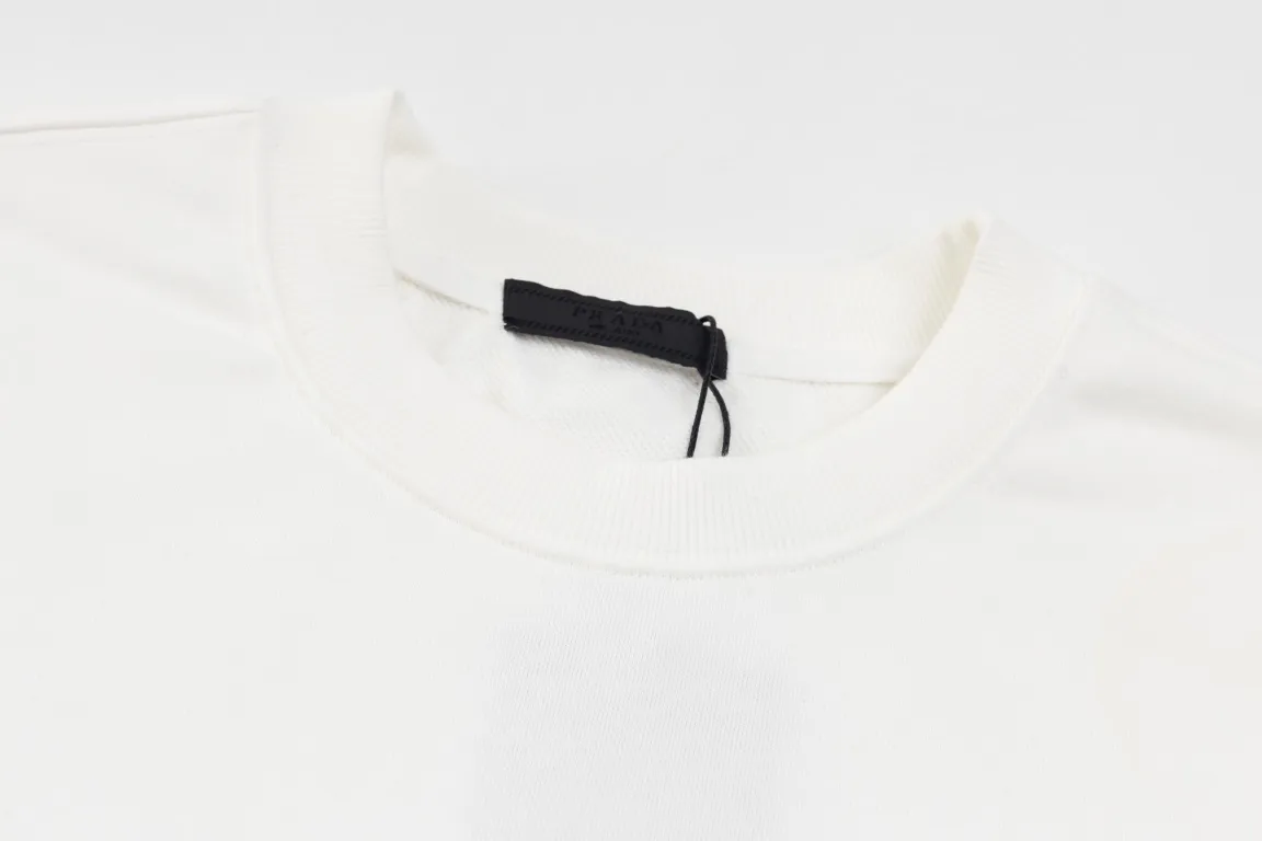 Logo-Plaque Cotton-Terry Sweatshirt D18021181 — view 6