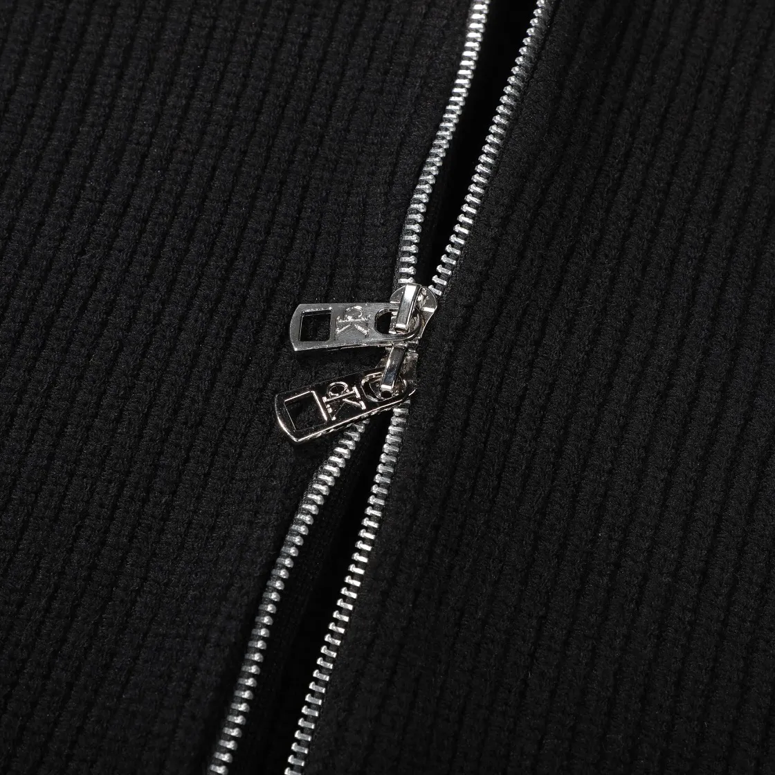 Logo Embroidered Zip-Up Ribbed Cardigan D18023087 — view 12