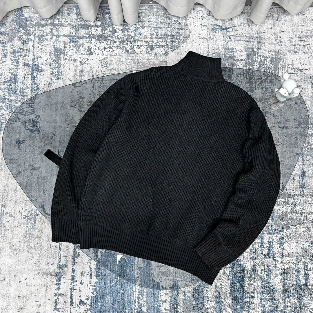 Logo-Embroidered Zip-Up Ribbed Knit Cardigan D18023086 — view 3