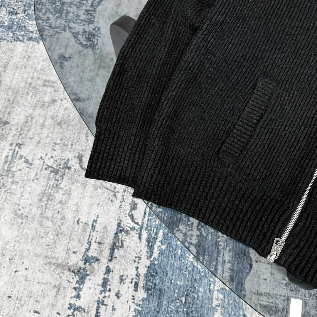 Logo-Embroidered Zip-Up Ribbed Knit Cardigan D18023086 — view 10
