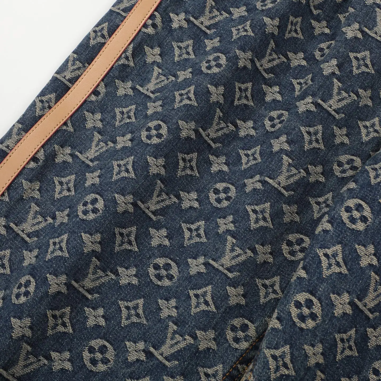 Monogram Jacquard Straight-Leg Jeans D18523116 — view 4