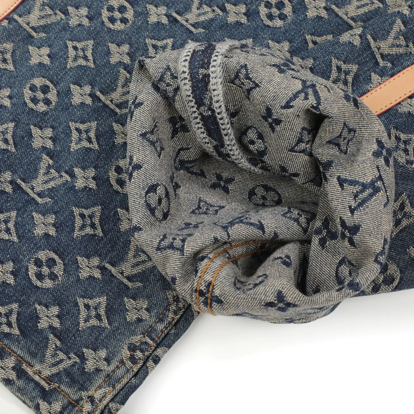 Monogram Jacquard Straight-Leg Jeans D18523116 — view 10