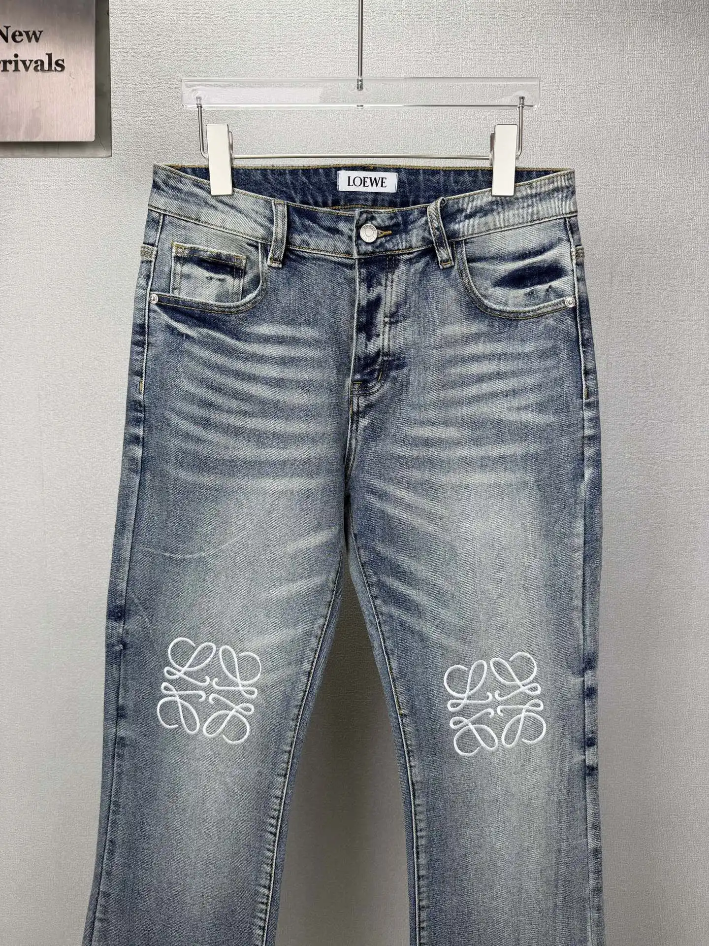 Anagram Embroidered Flared Jeans D18522698 — view 5