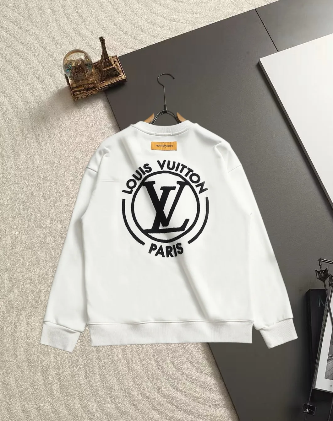 Logo Embroidered Crew-Neck Sweatshirt D18521502 — view 3