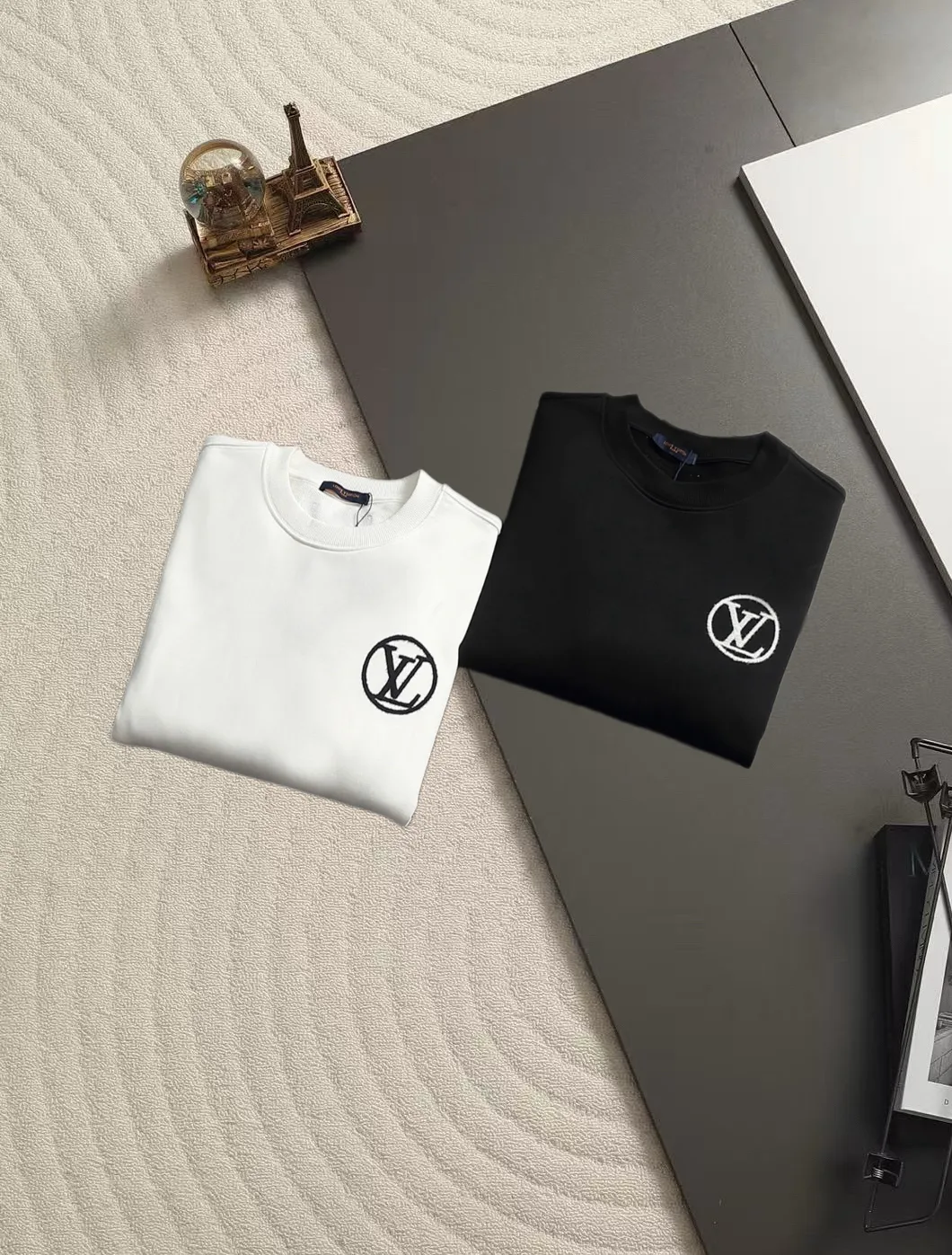 Logo Embroidered Crew-Neck Sweatshirt D18521503 — view 2