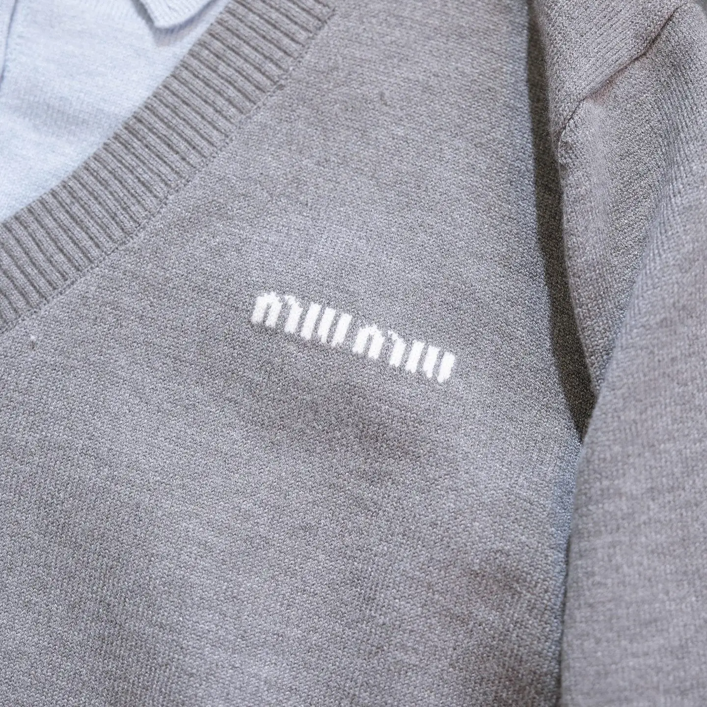 Layered Wool-Blend V-Neck Sweater D18523077 — view 6
