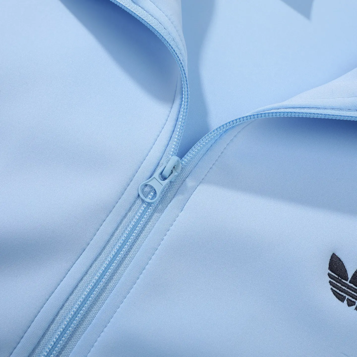 Adicolor Firebird Tricot Track Jacket D18523047 — view 11