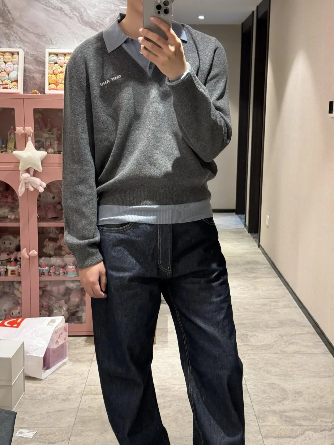 Layered-Effect Wool-Blend V-Neck Sweater D18523076 — view 8
