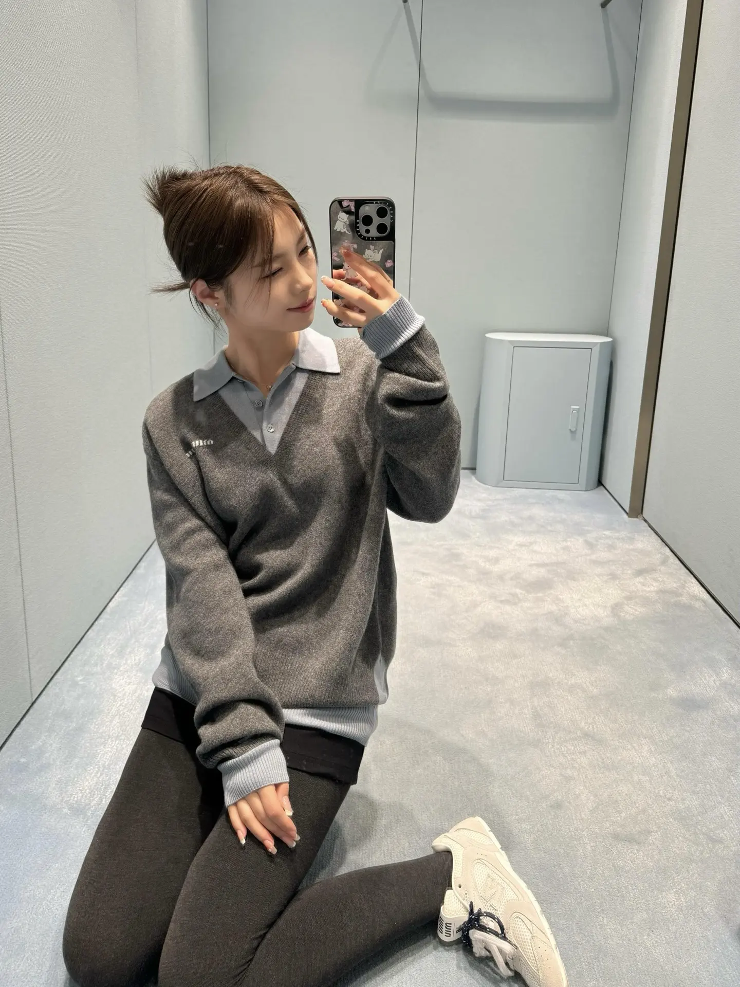 Layered-Effect Wool-Blend V-Neck Sweater D18523076 — view 13