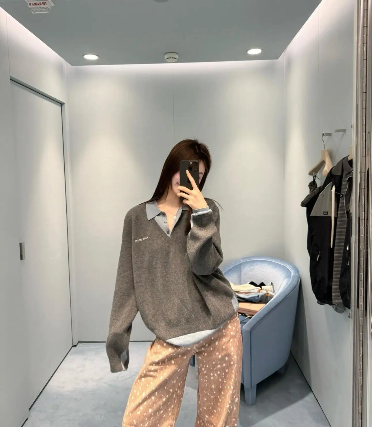 Layered-Effect Wool-Blend V-Neck Sweater D18523076 — view 20