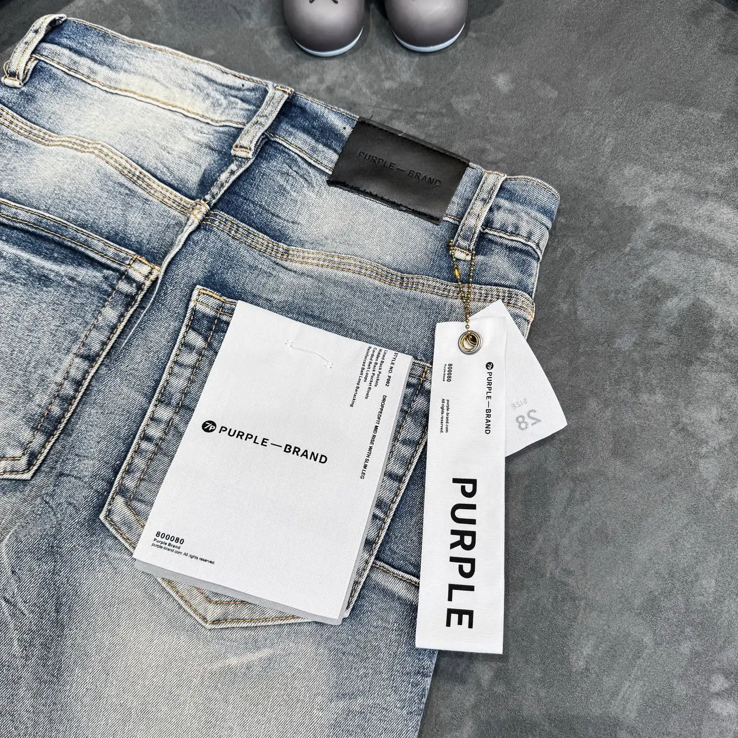 Distressed Slim-Fit Graphic Patch Jeans D18523107 — view 13