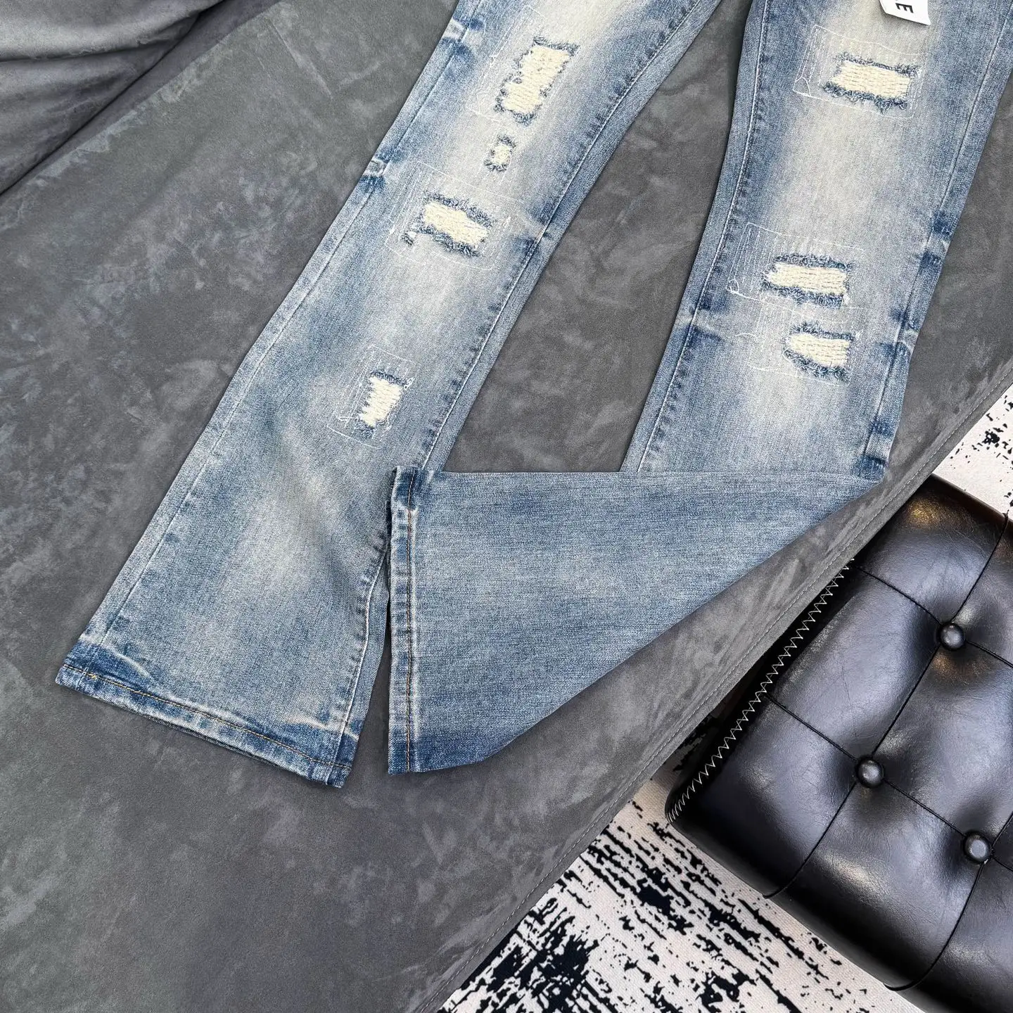 Distressed Embroidered Flare-Leg Jeans D18523101 — view 5