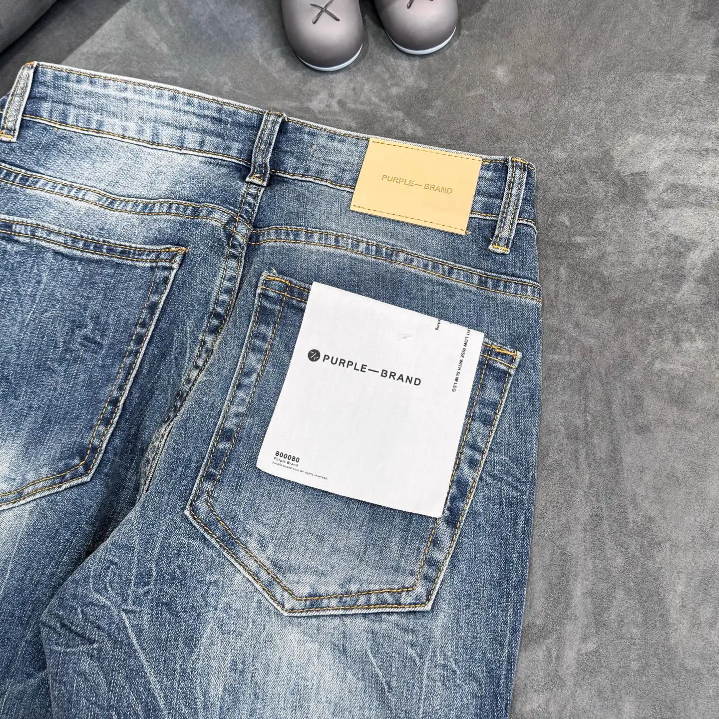 Distressed Embroidered Patch Flare Jeans D18523112 — view 10