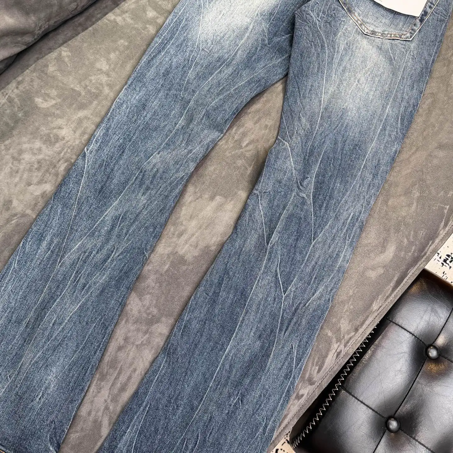 Distressed Embroidered Patch Flare Jeans D18523112 — view 13