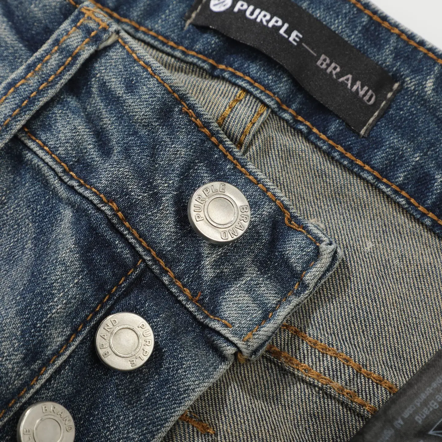 Distressed Patchwork Flared Jeans D18523100 — view 11