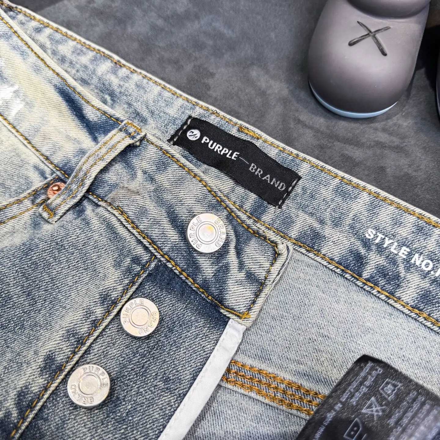 Logo Print Paint-Splatter Flare Jeans D18523097 — view 11