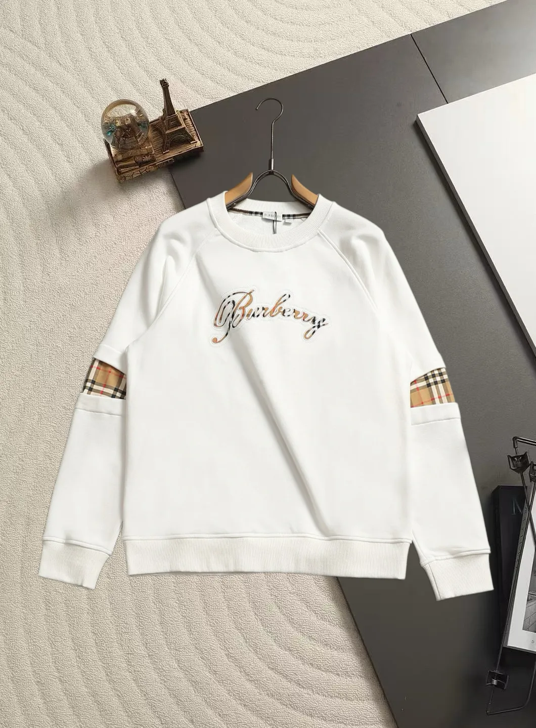 Vintage Logo Embroidered Sweatshirt D19021510
