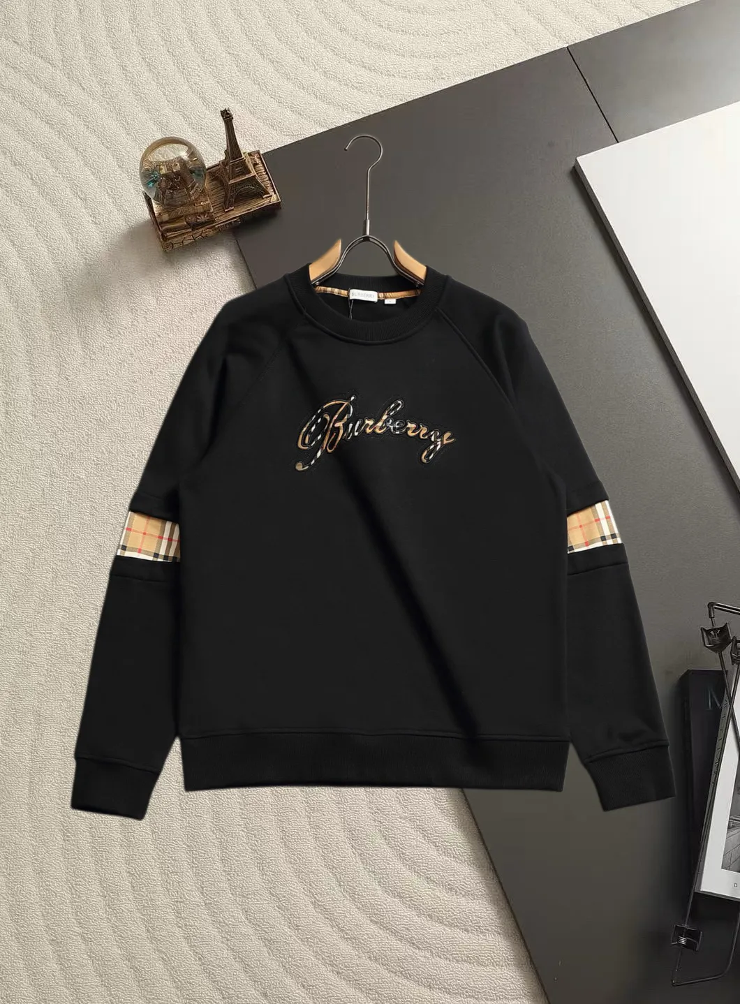 Vintage Logo Embroidered Sweatshirt D19021511