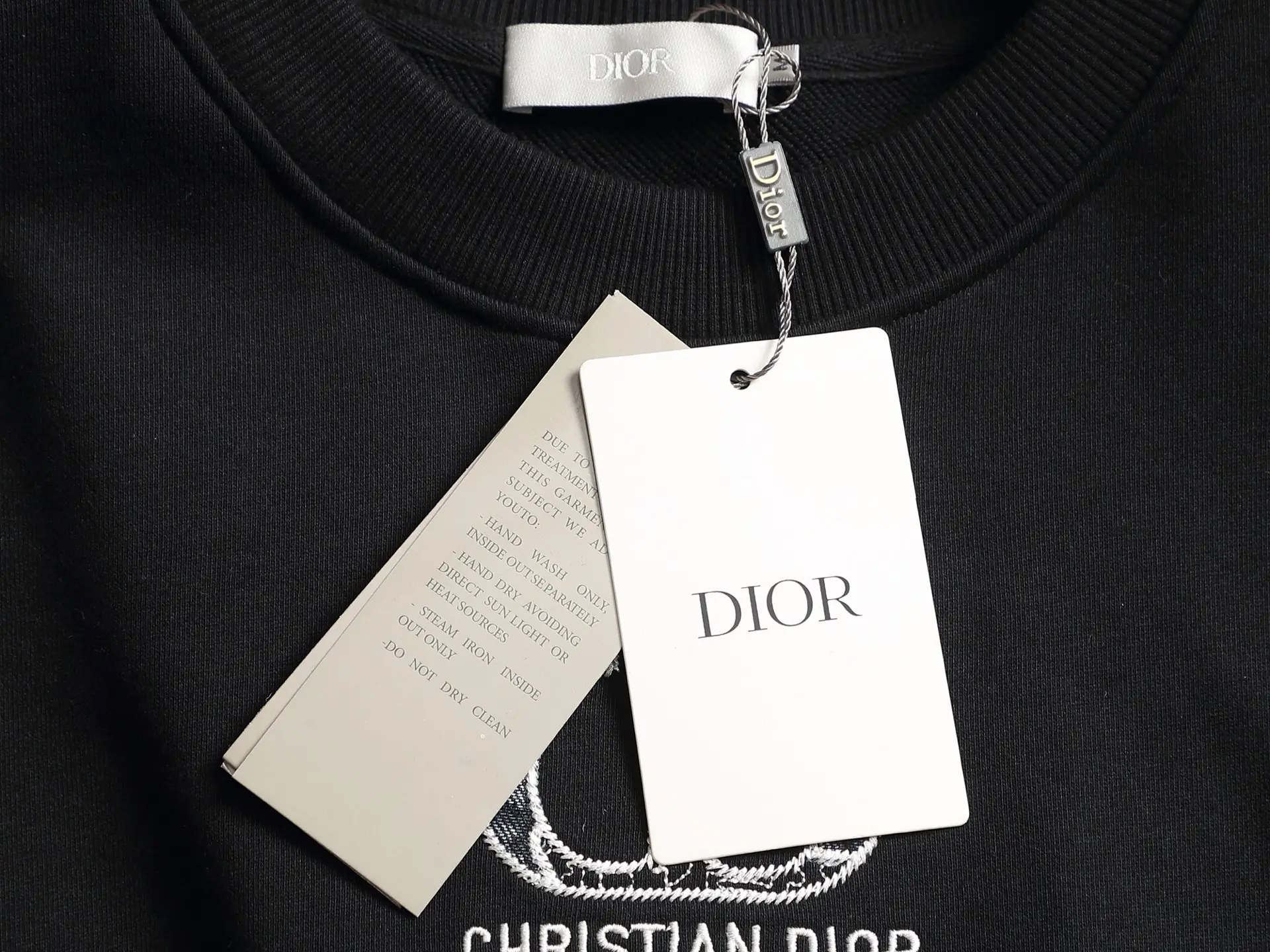 CD Logo Embroidered Crew-Neck Sweatshirt D19021507 — view 5