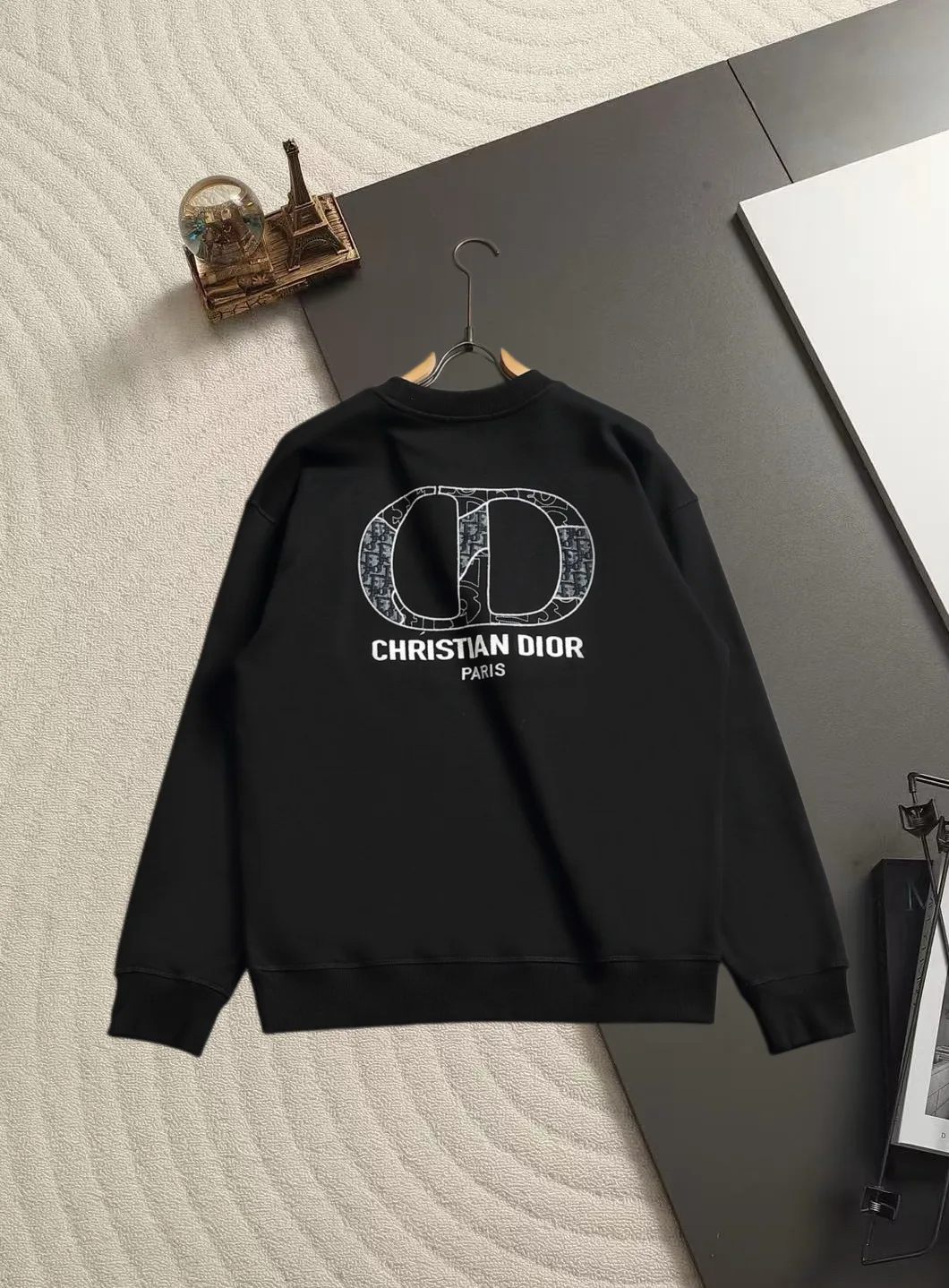 CD Logo Embroidered Crew-Neck Sweatshirt D19021507 — view 8