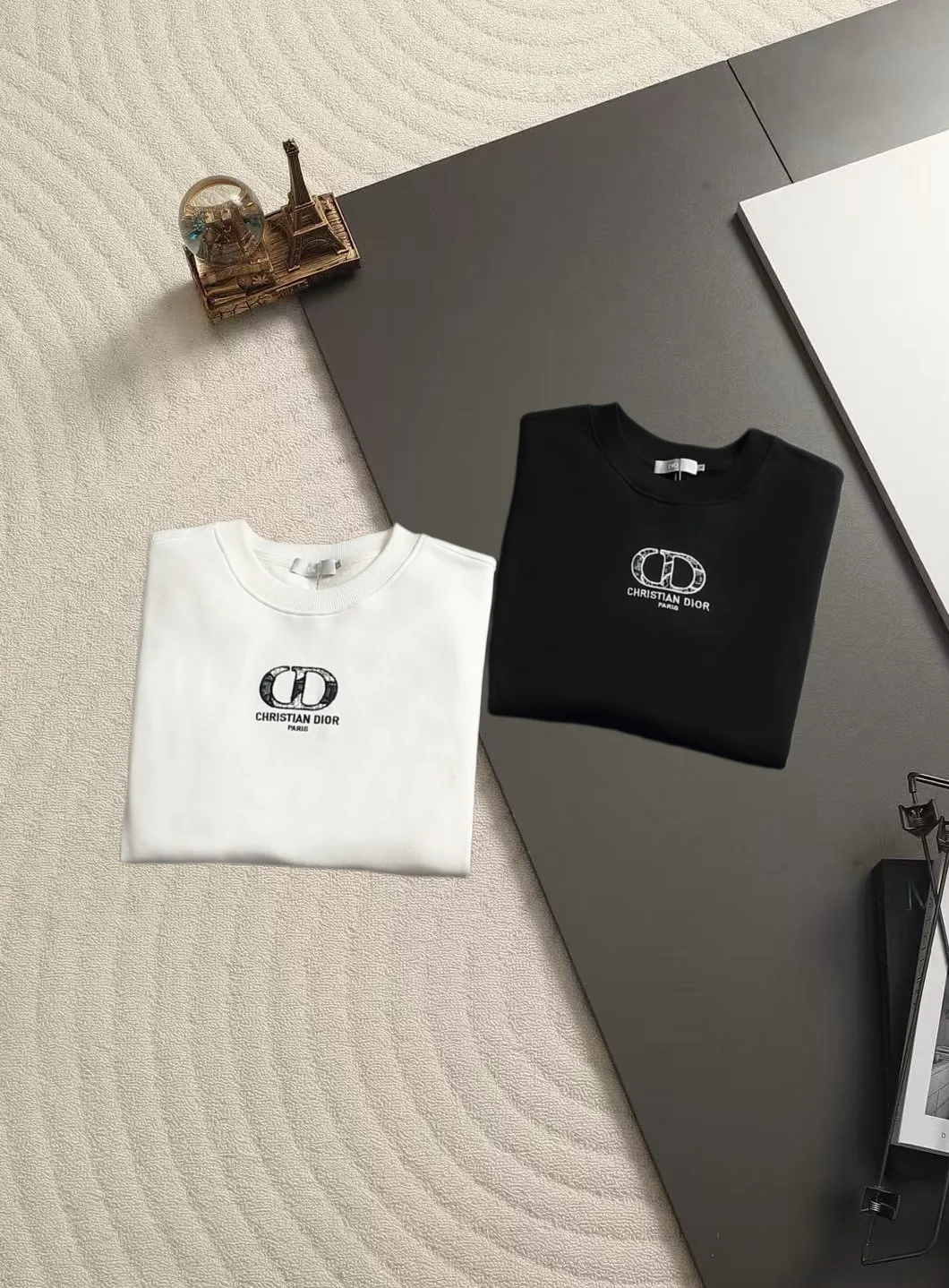 CD Logo Embroidered Crew-Neck Sweatshirt D19021506 — view 2