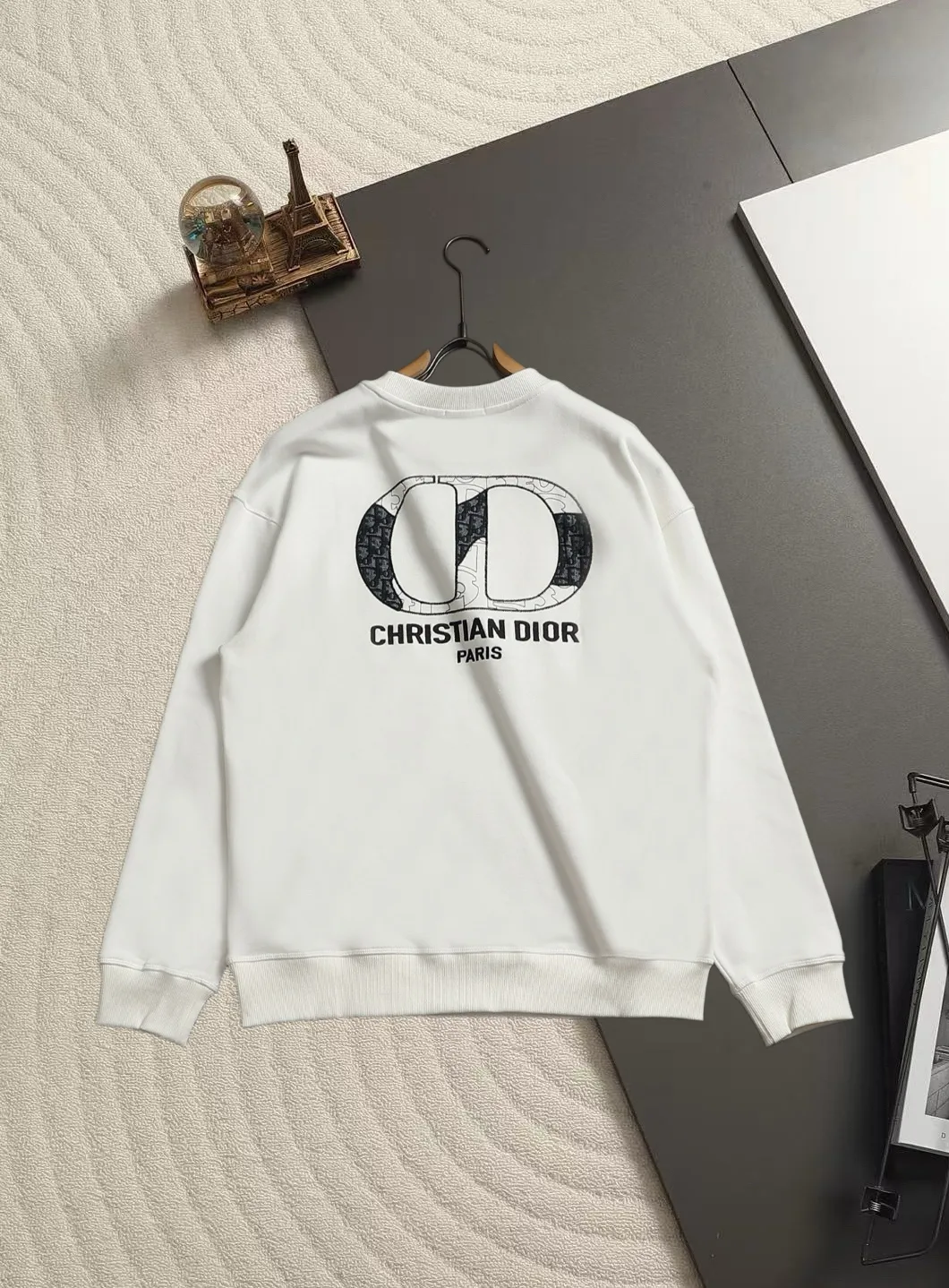 CD Logo Embroidered Crew-Neck Sweatshirt D19021506 — view 8
