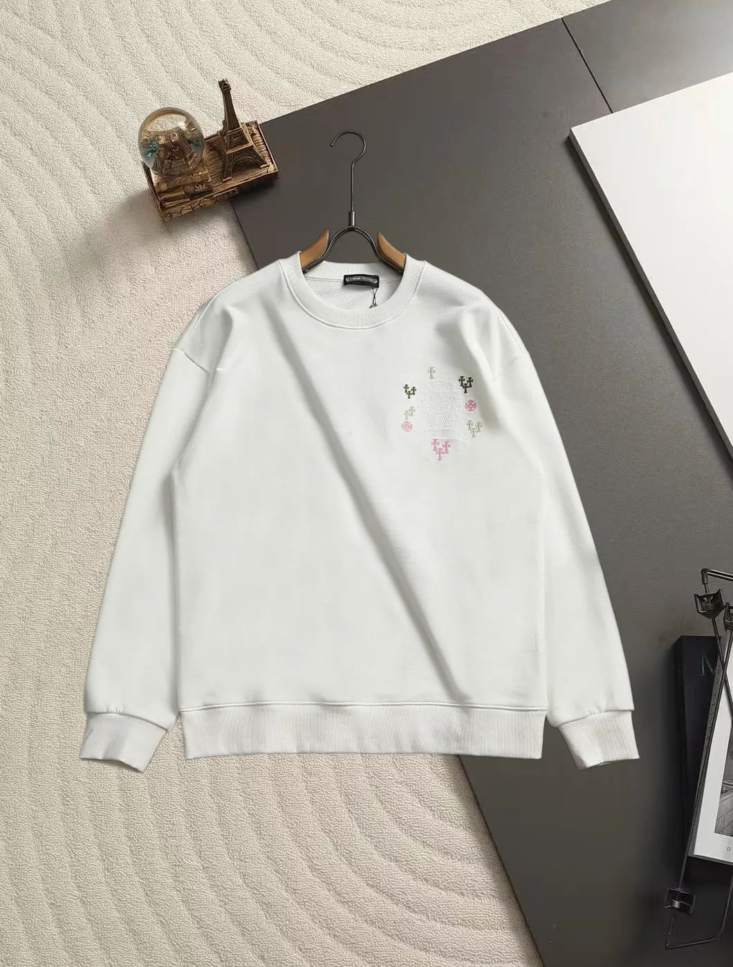 Embroidered Cross Acid-Wash Sweatshirt D19021496