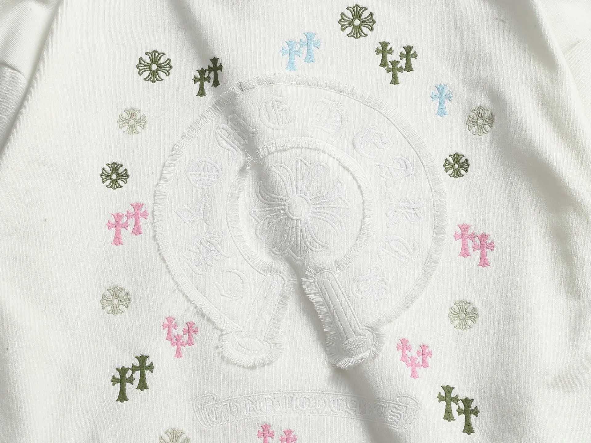 Embroidered Cross Acid-Wash Sweatshirt D19021496 — view 8