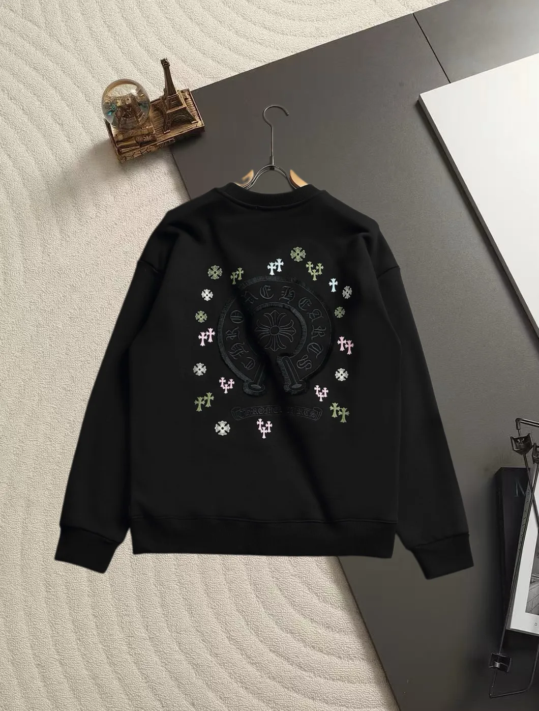 Embroidered Acid-Wash Cotton Sweatshirt D19021497 — view 3