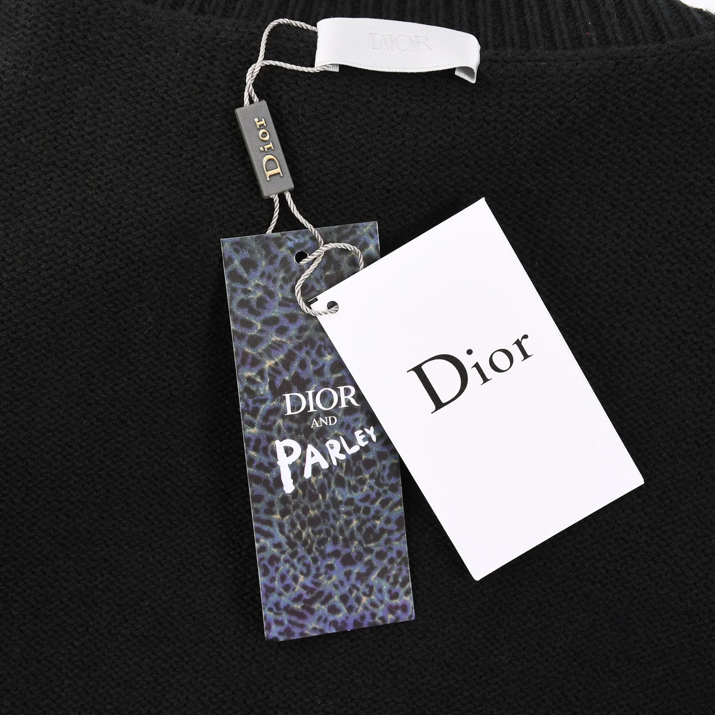 Embroidered Logo Crew-Neck Sweater D19021635 — view 8