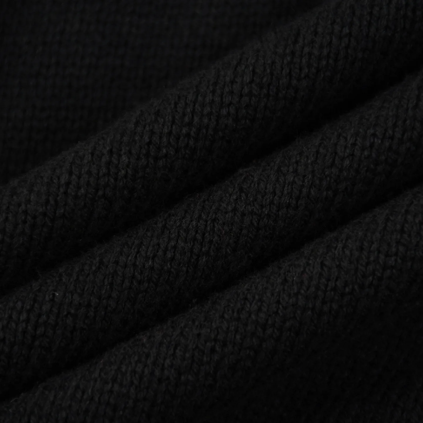 Embroidered Logo Crew-Neck Sweater D19021635 — view 9