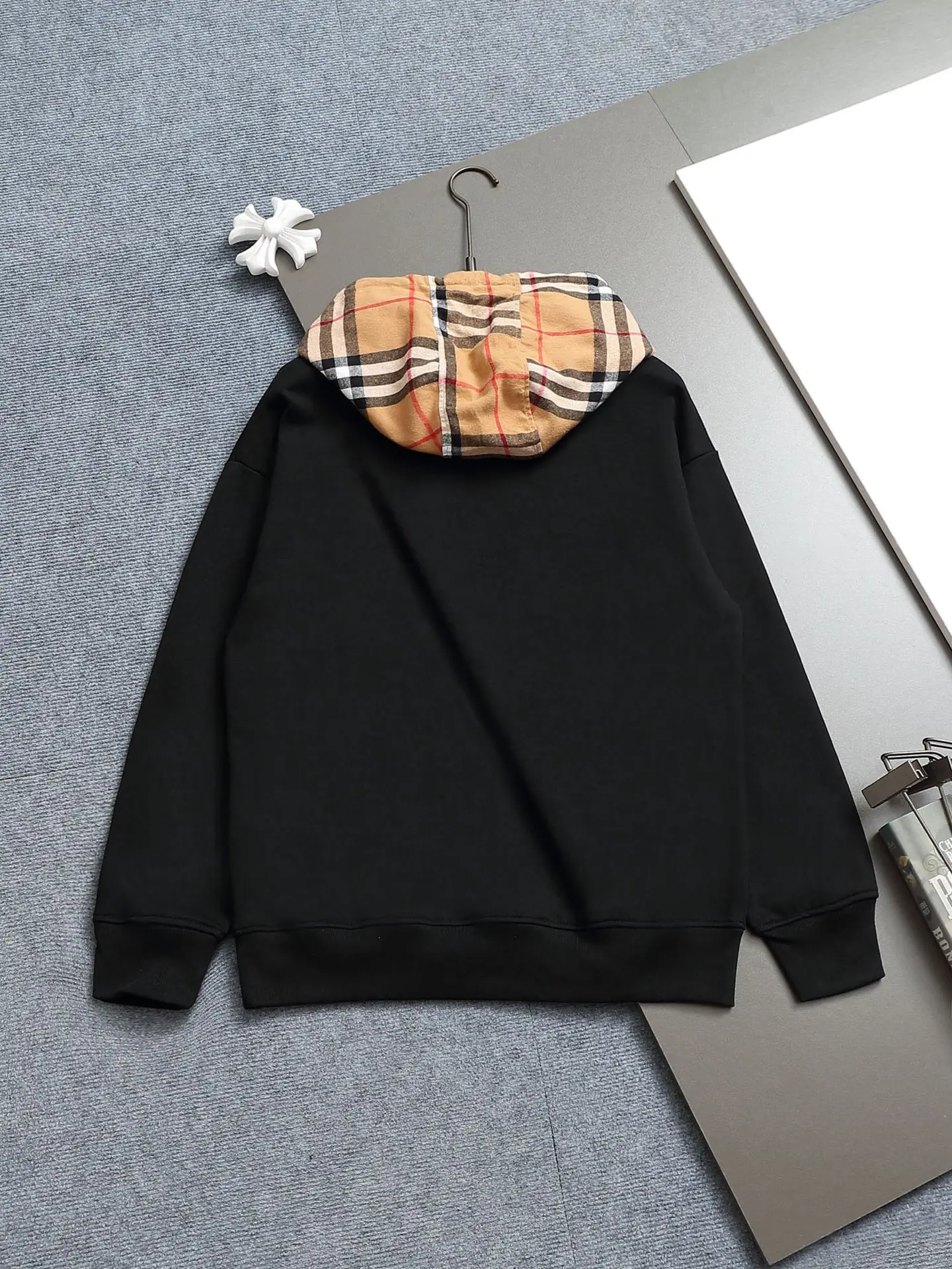 Vintage Check Lined Cotton-Blend Hoodie D19023282 — view 2