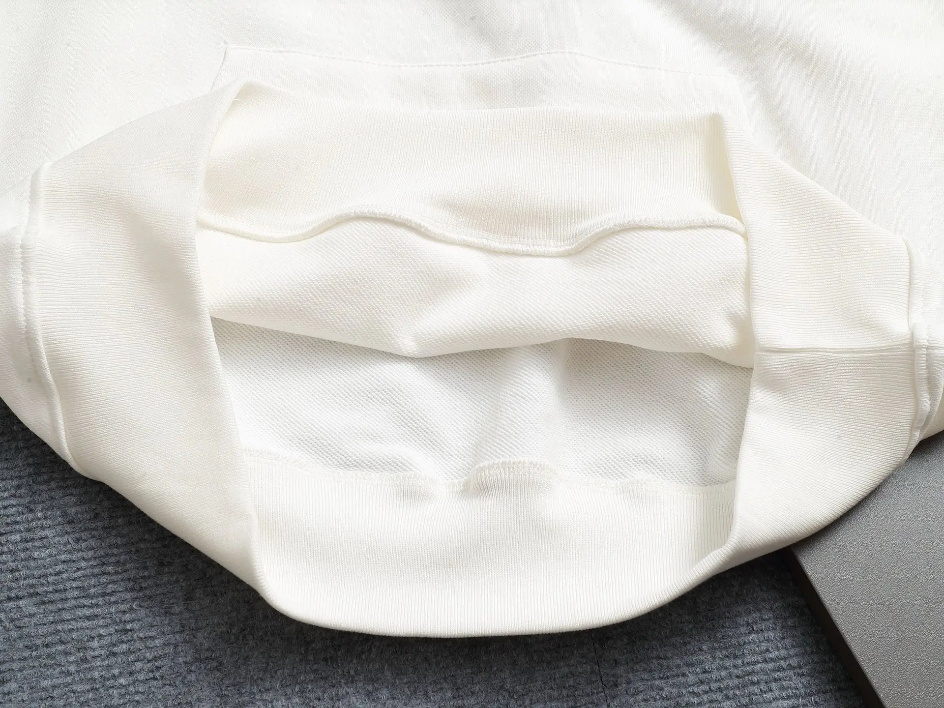 Check-Lined Hooded Sweatshirt D19023280 — view 8