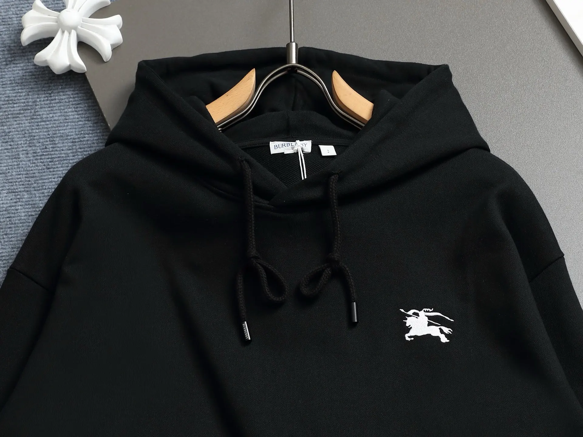 EKD Logo Embroidered Cotton Hoodie D19023279 — view 3