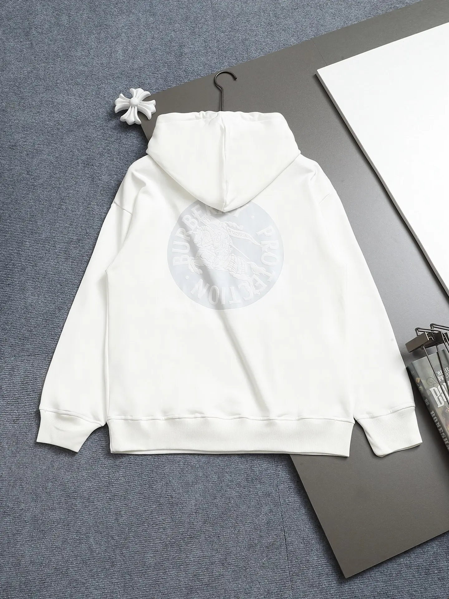 EKD Logo Embroidered Cotton Hoodie D19023278 — view 2