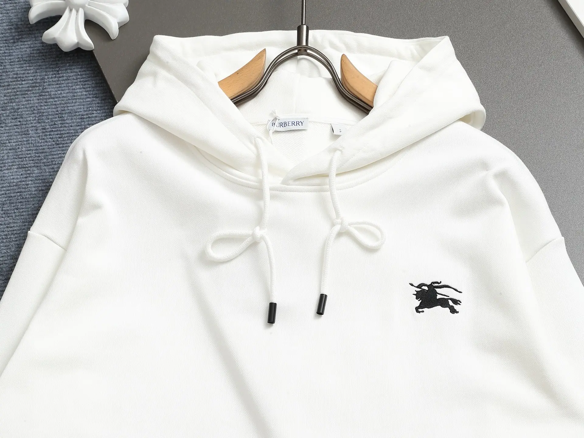 EKD Logo Embroidered Cotton Hoodie D19023278 — view 3